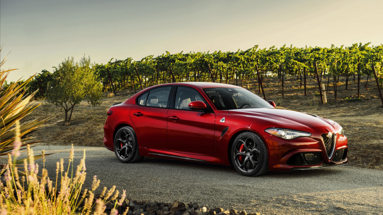 2017-alfa-romeo-giulia-001-1